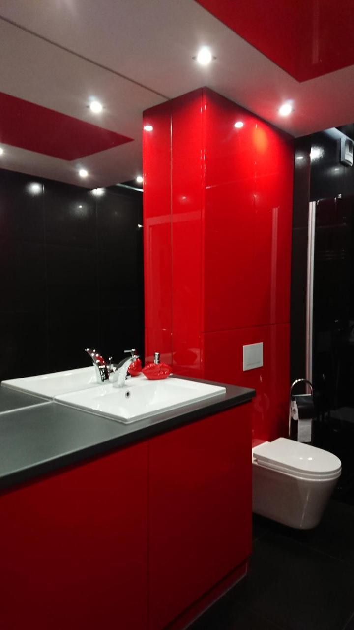 Apartament Exclusive Redblack Кельце Екстер'єр фото