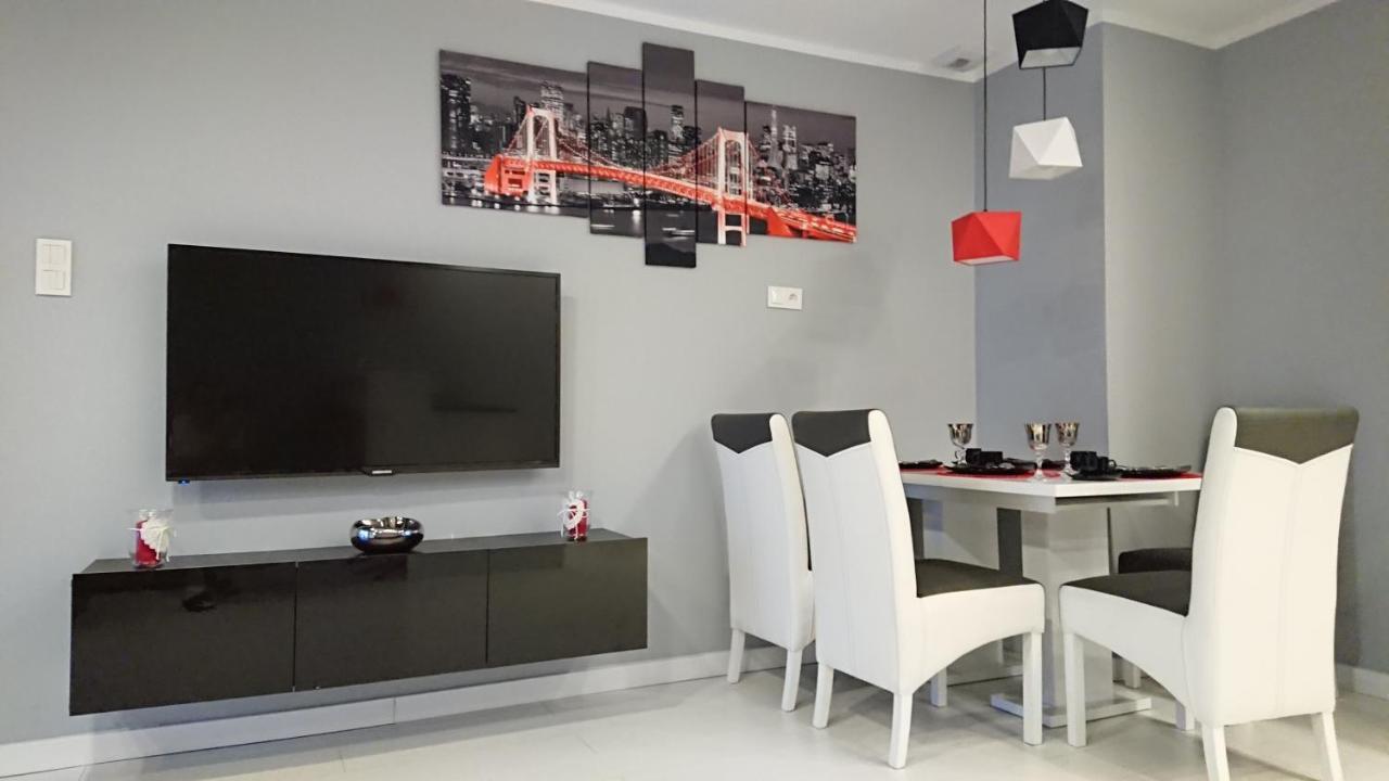 Apartament Exclusive Redblack Кельце Екстер'єр фото