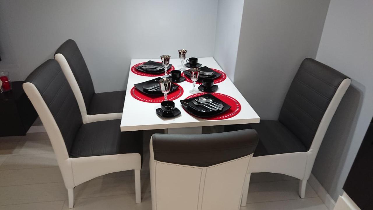 Apartament Exclusive Redblack Кельце Екстер'єр фото